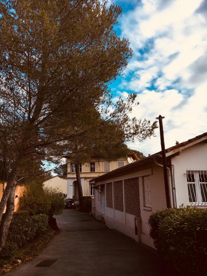Appartement Valescure Saint-Raphaël Szoba fotó